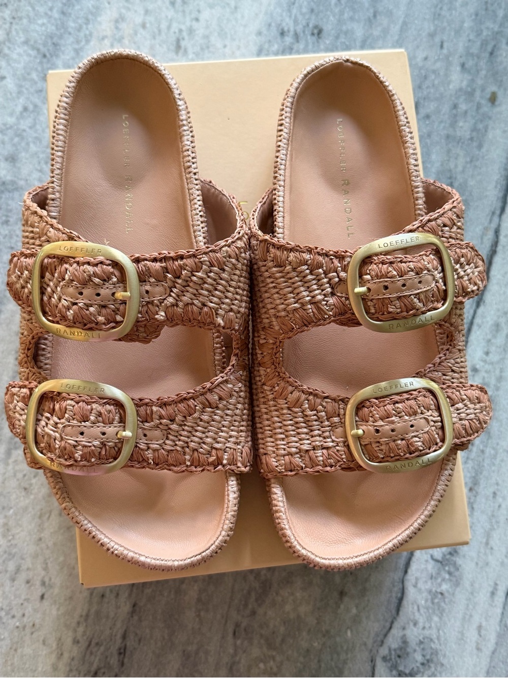 NWT Loeffler Randall Theo Sandals in Blush